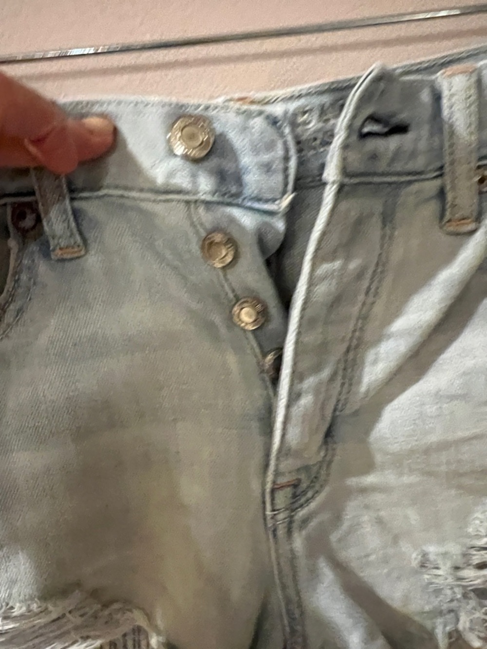 American Eagle Outfitters Light Blue LinedDistressed Jean Shorts with Frayed Hem - Picture 3 of 7
